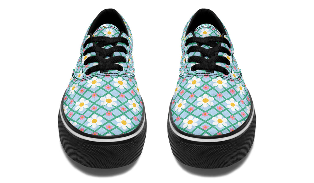 Blue Daisy Lattice