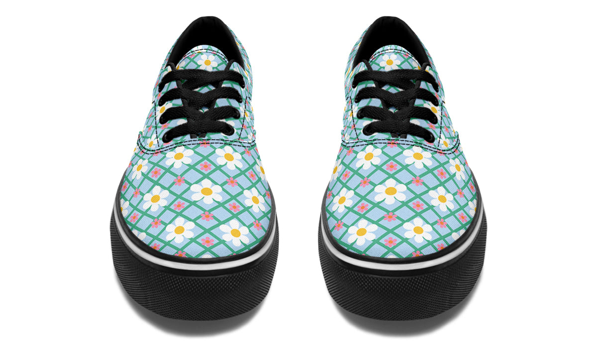 Blue Daisy Lattice