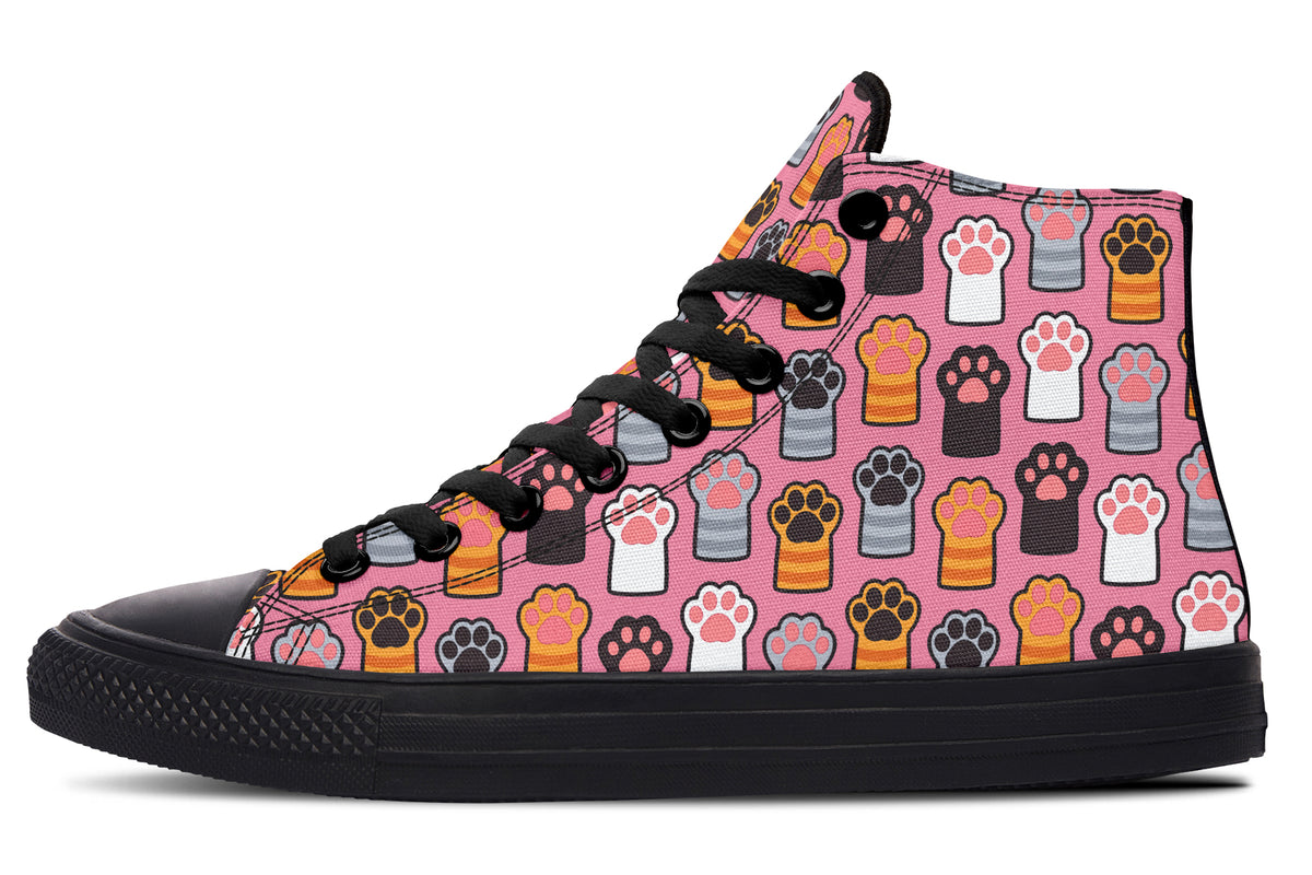 Cat Paws Up