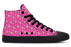 Cream Bows on Hot Pink