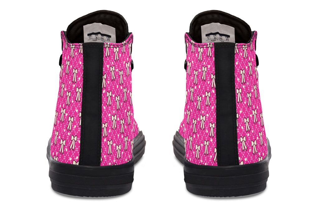 Cream Bows on Hot Pink