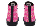 Daisies on Hot Pink