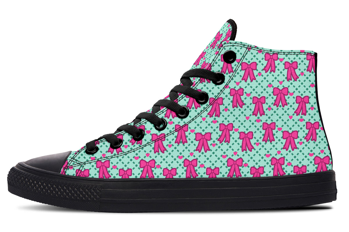 Hot Pink Bows on Mint