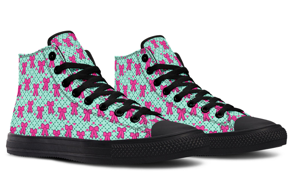 Hot Pink Bows on Mint