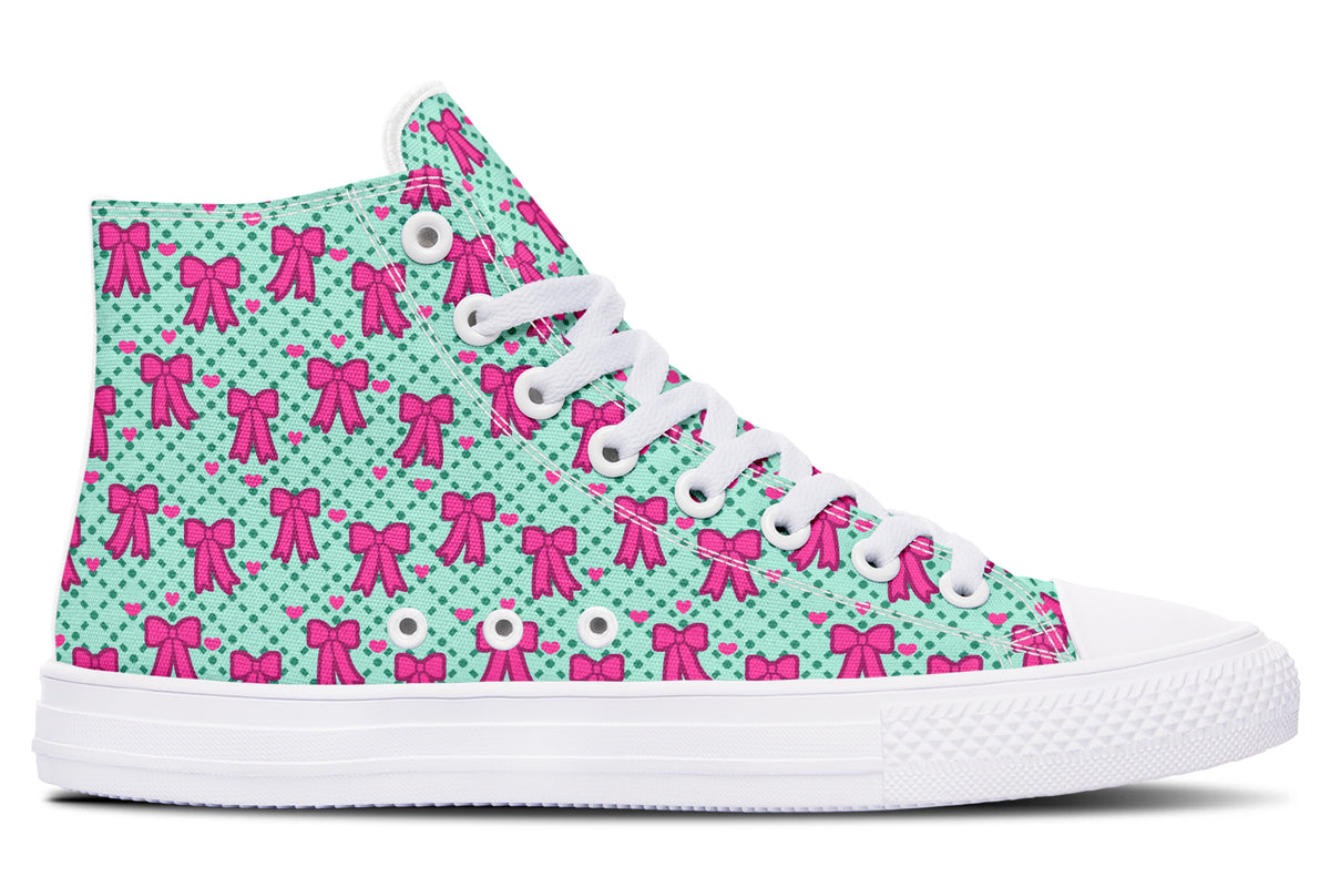 Hot Pink Bows on Mint