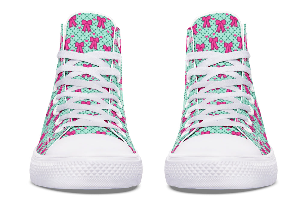 Hot Pink Bows on Mint