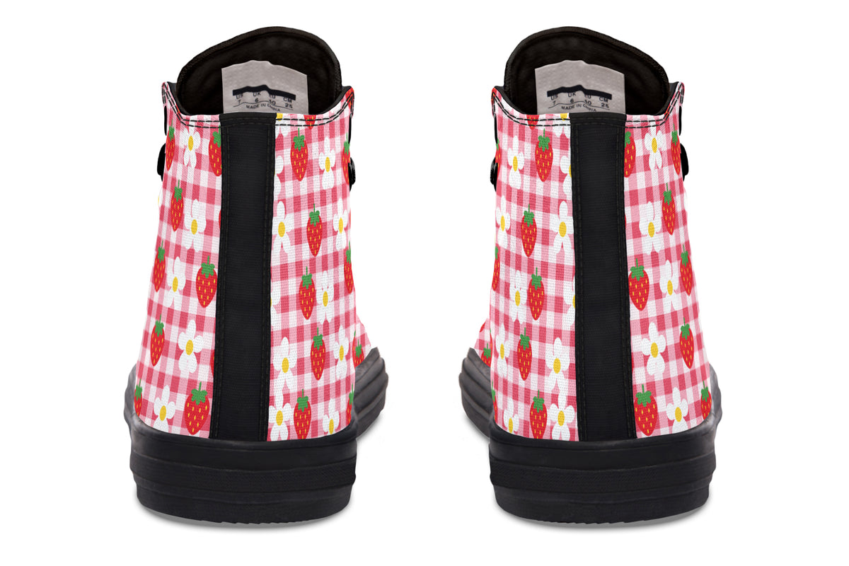 Strawberry Gingham