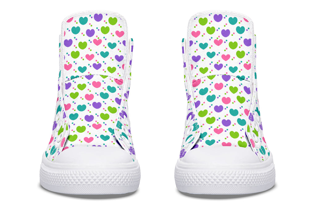 Tiny Hearts and Dots