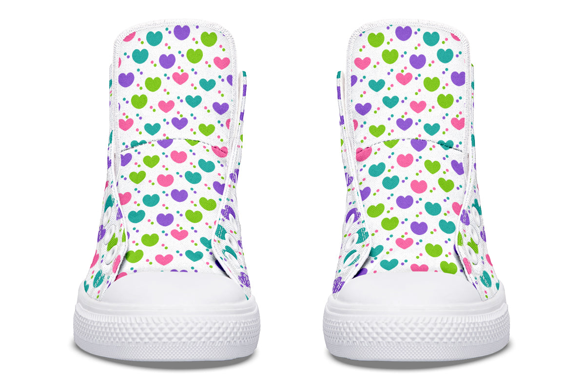 Tiny Hearts and Dots