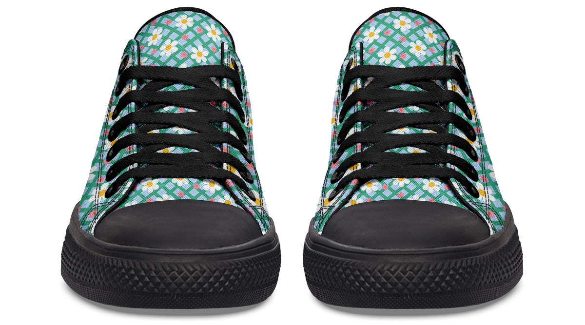 Blue Daisy Lattice