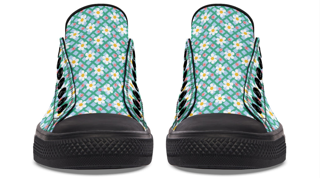 Blue Daisy Lattice