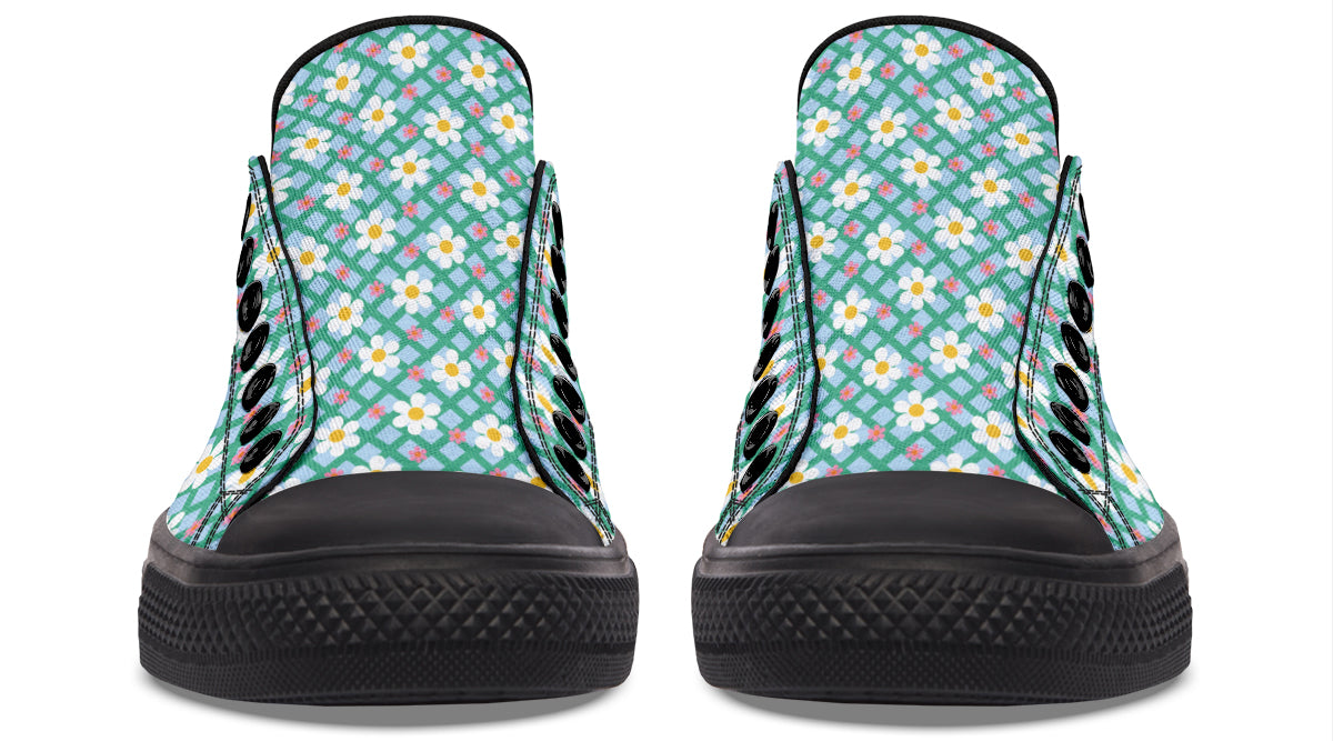 Blue Daisy Lattice