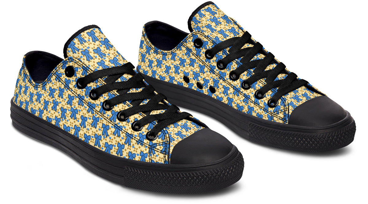 Cobalt Bows on Butter