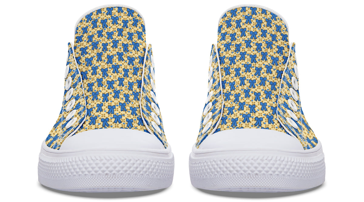 Cobalt Bows on Butter