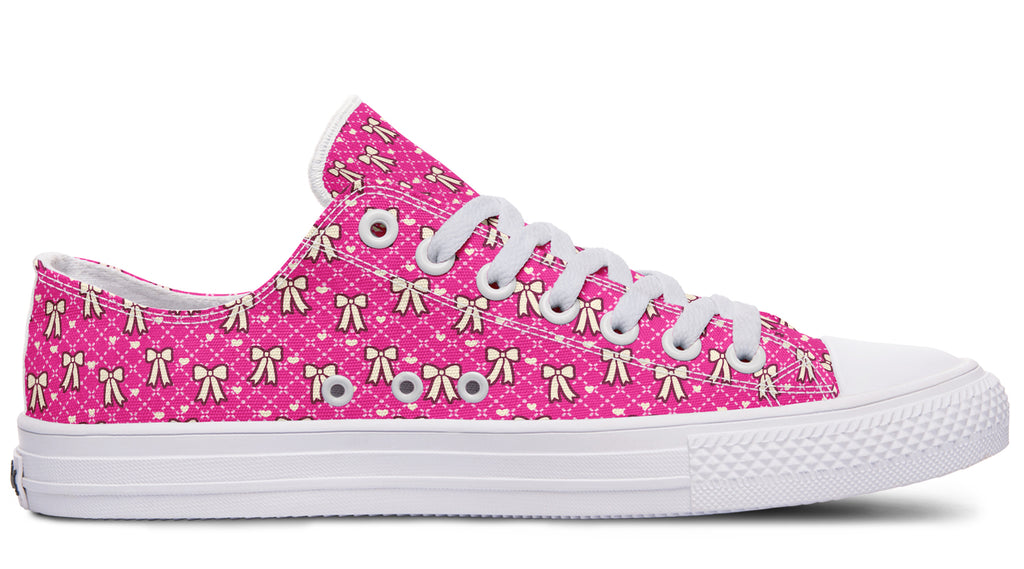 Cream Bows on Hot Pink