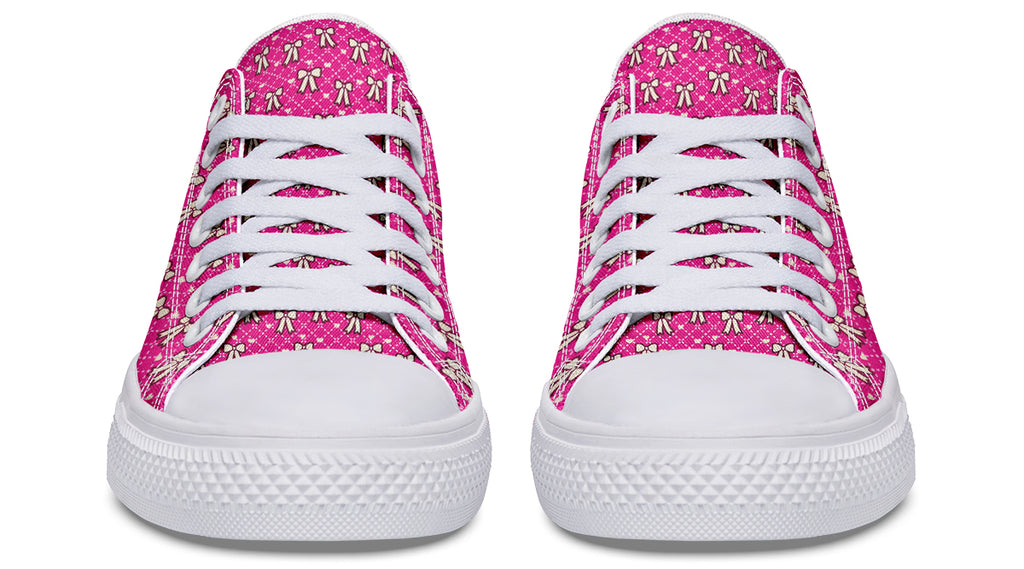 Cream Bows on Hot Pink