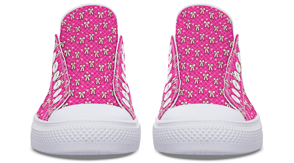 Cream Bows on Hot Pink