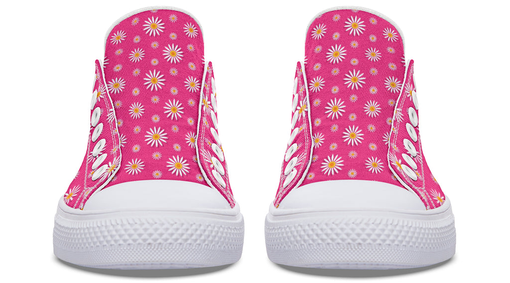 Daisies On Hot Pink