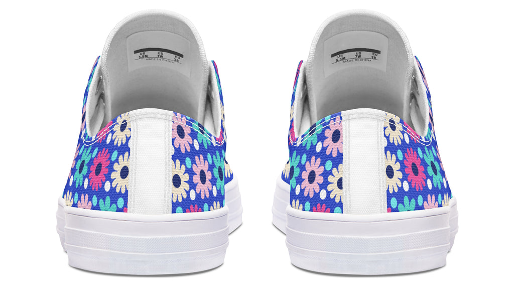 Royal Blue Retro Daisies