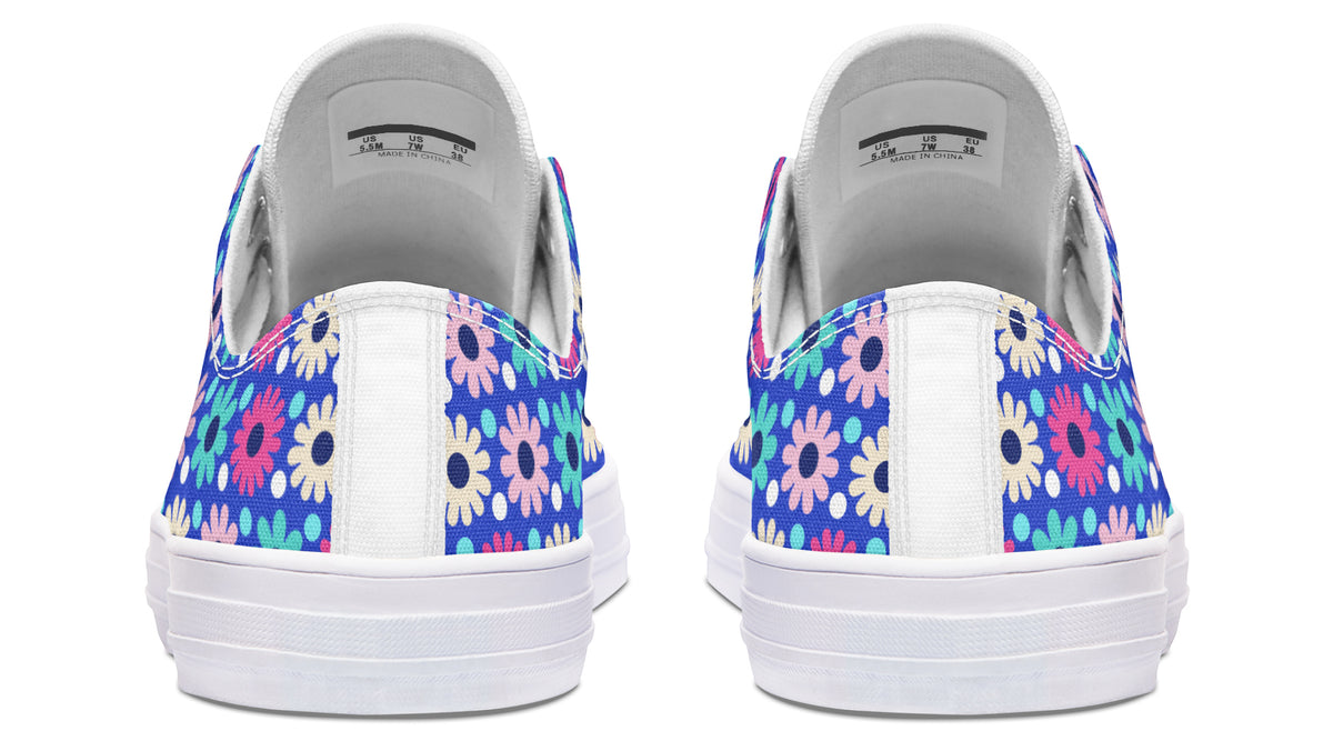 Royal Blue Retro Daisies