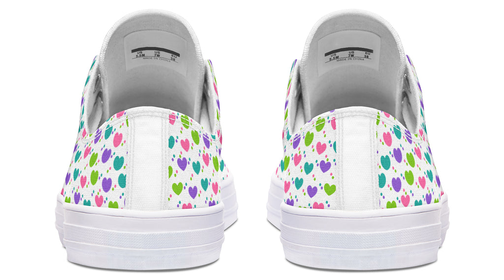 Tiny Hearts and Dots