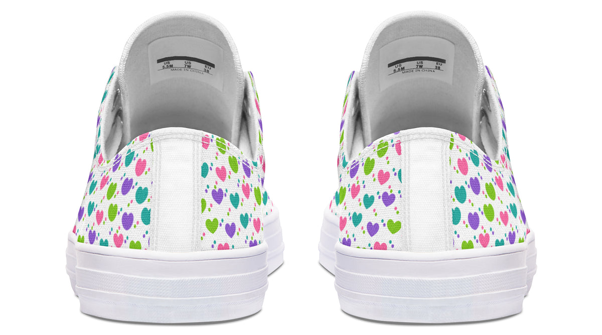Tiny Hearts and Dots