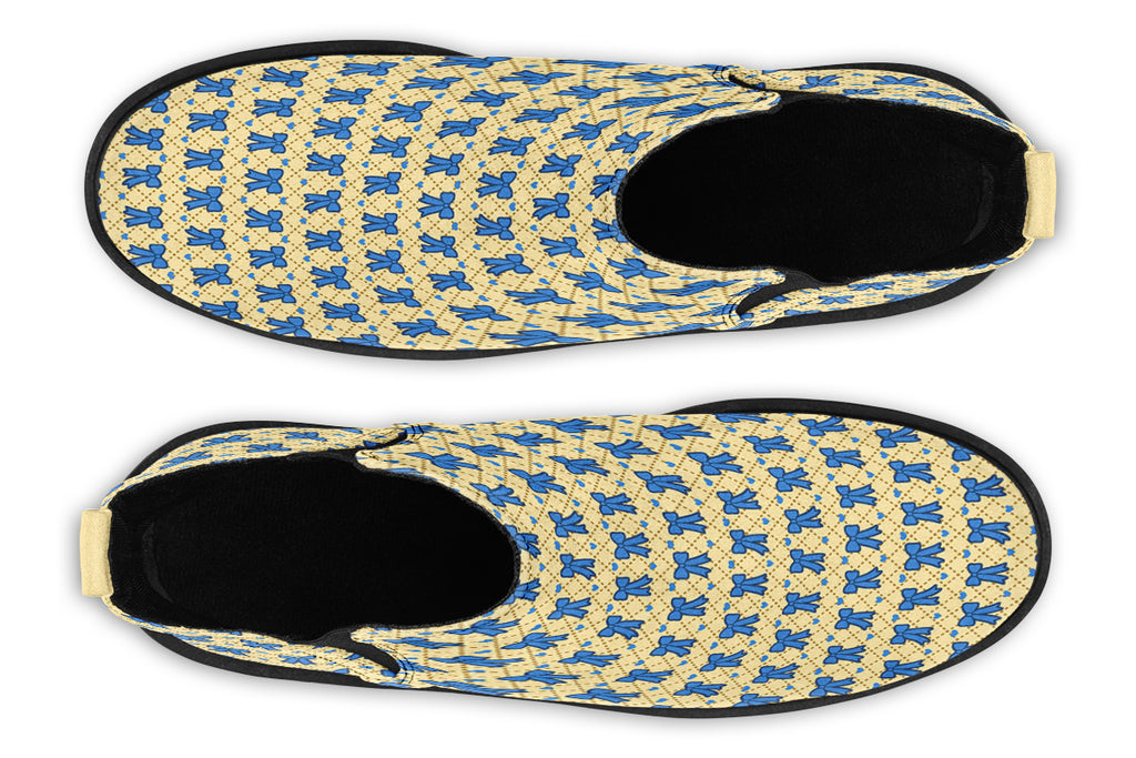 Cobalt Bows on Butter