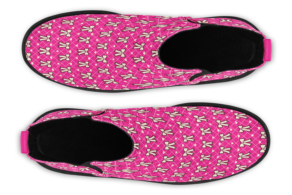Cream Bows on Hot Pink