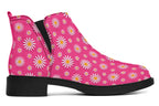 Daisies on Hot Pink