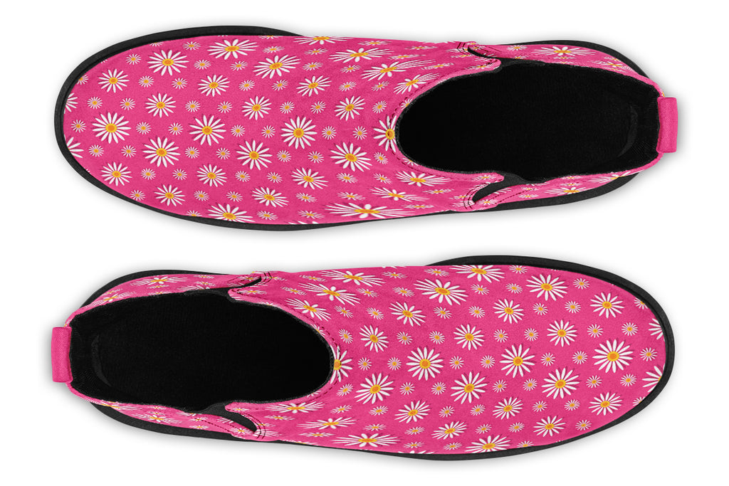 Daisies on Hot Pink